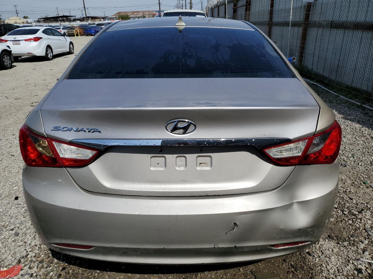 2011 HYUNDAI SONATA GLS - Фото 6