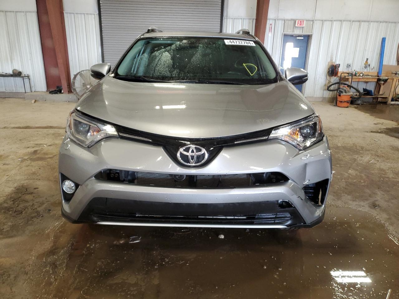 2016 TOYOTA RAV4 XLE - Image 5