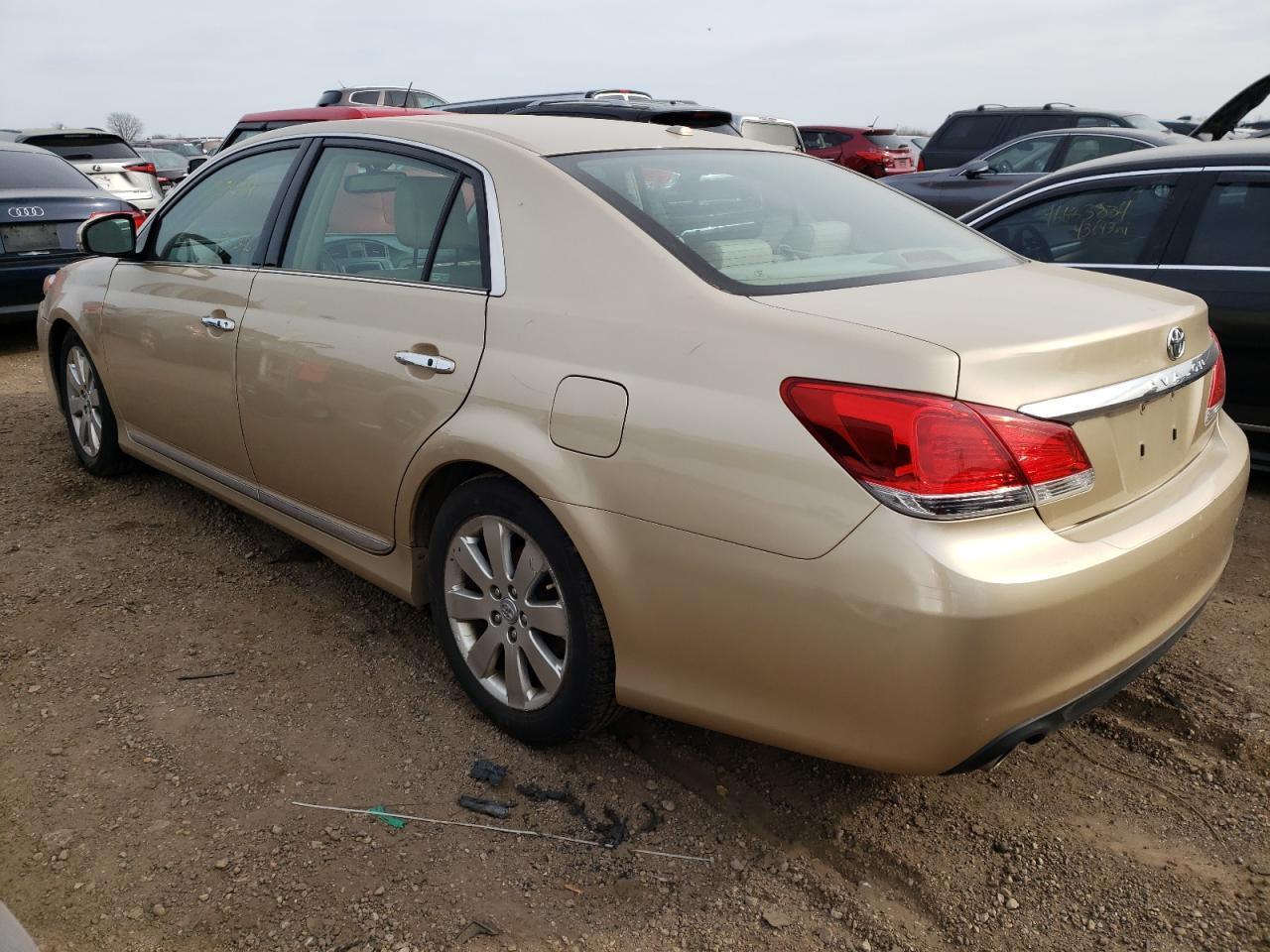 2011 TOYOTA AVALON BAS - Image 2