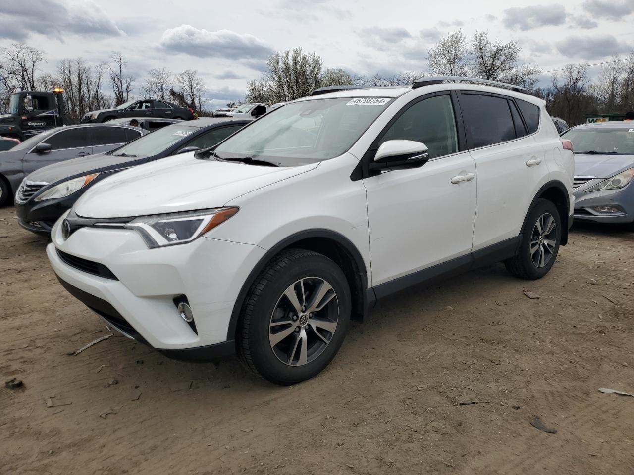 2017 TOYOTA RAV4 XLE