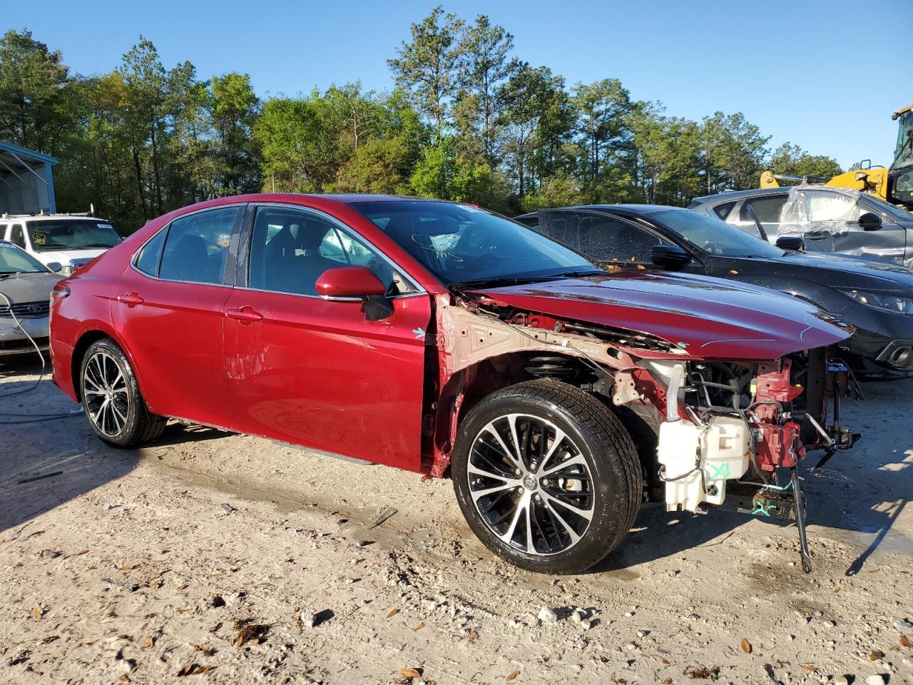 2018 TOYOTA CAMRY L - Image 4