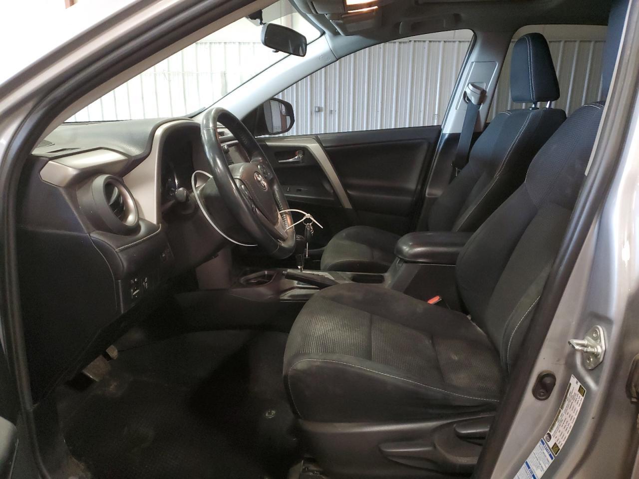 2016 TOYOTA RAV4 XLE - Image 7