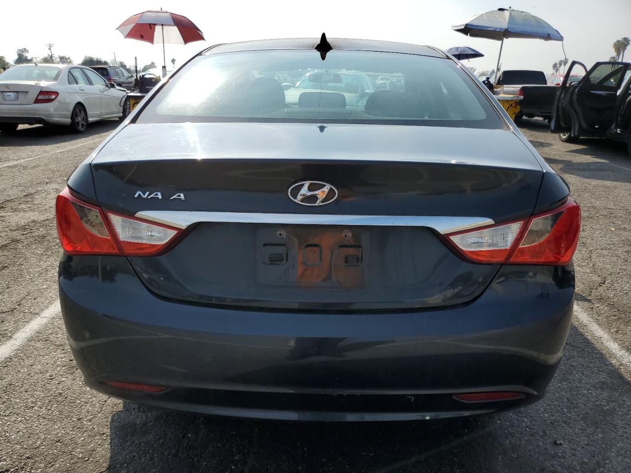 2011 HYUNDAI SONATA GLS - Image 6