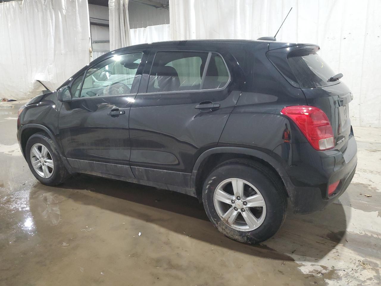 2021 CHEVROLET TRAX LS - Фото 2