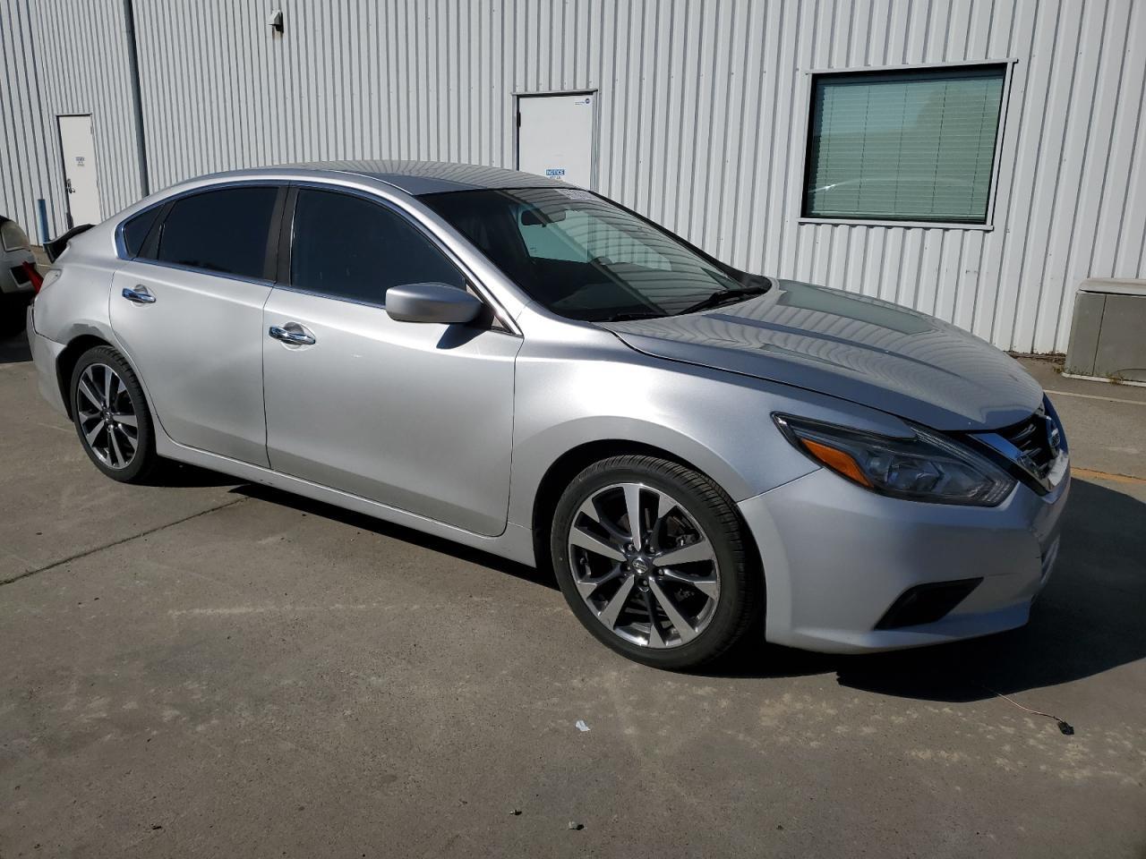 2016 NISSAN ALTIMA 2.5 - Image 4