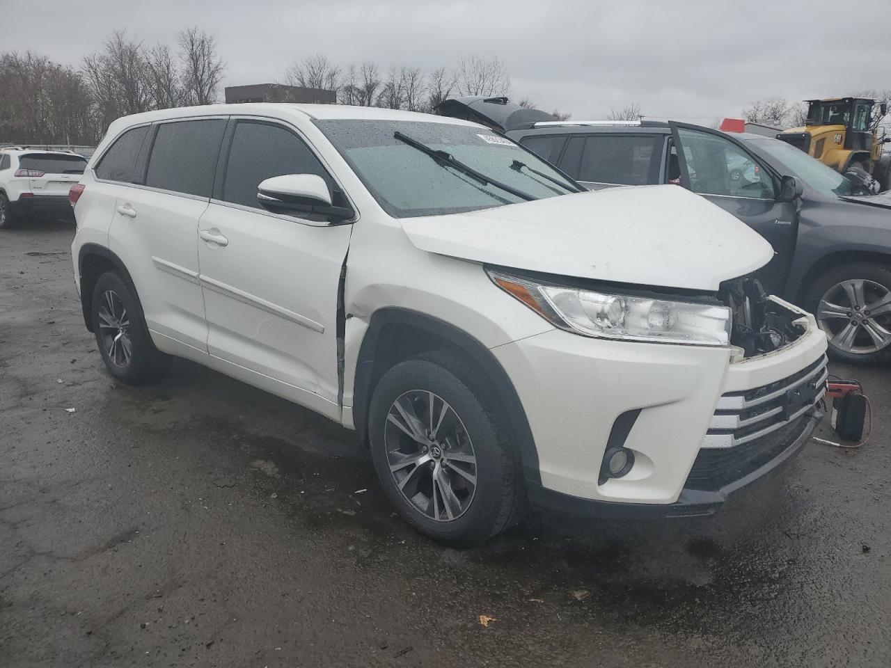 2018 TOYOTA HIGHLANDER - Image 4