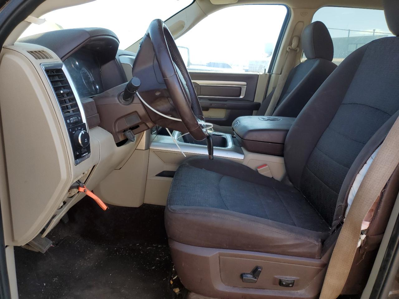 2017 RAM 1500 SLT - Image 7