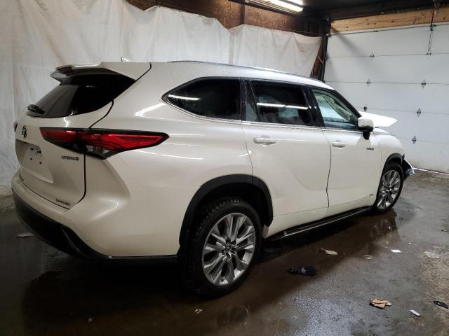 2021 Toyota Highlander Hybrid Limited - Image 3