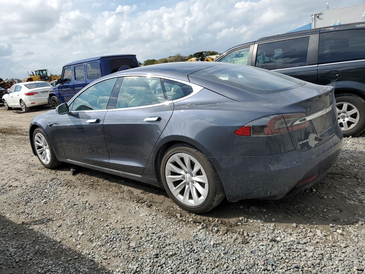 2017 TESLA MODEL S - Image 2