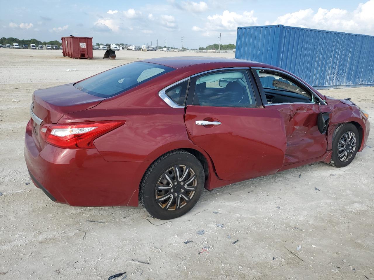 2017 NISSAN ALTIMA 2.5 - Фото 3