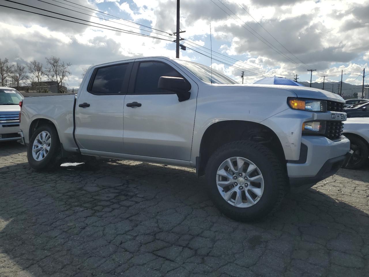 2019 CHEVROLET SILVERADO - Image 4