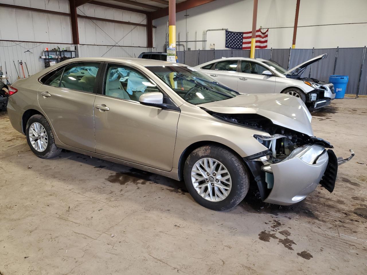 2017 TOYOTA CAMRY LE - Image 4