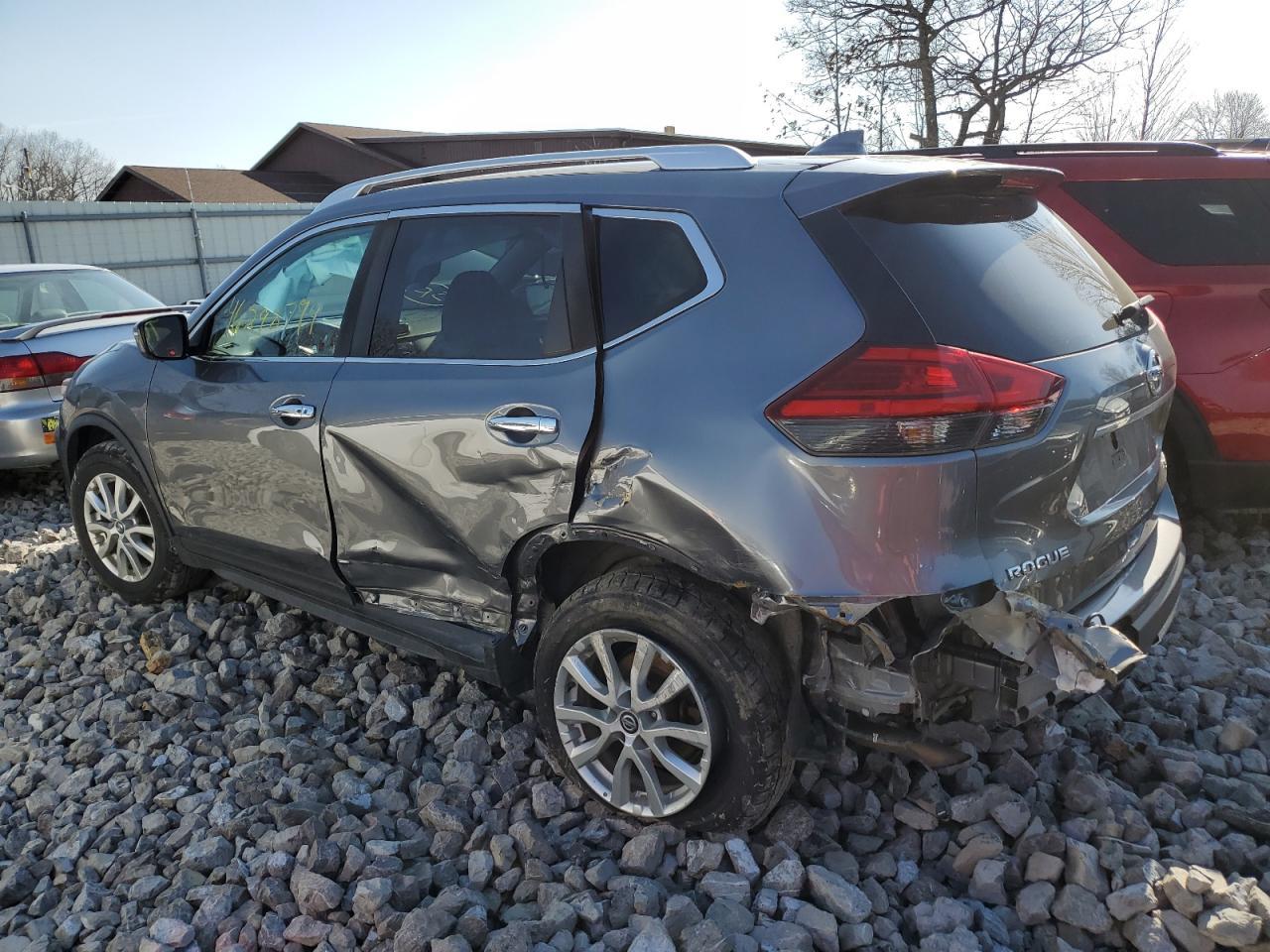 2017 NISSAN ROGUE S - Фото 2