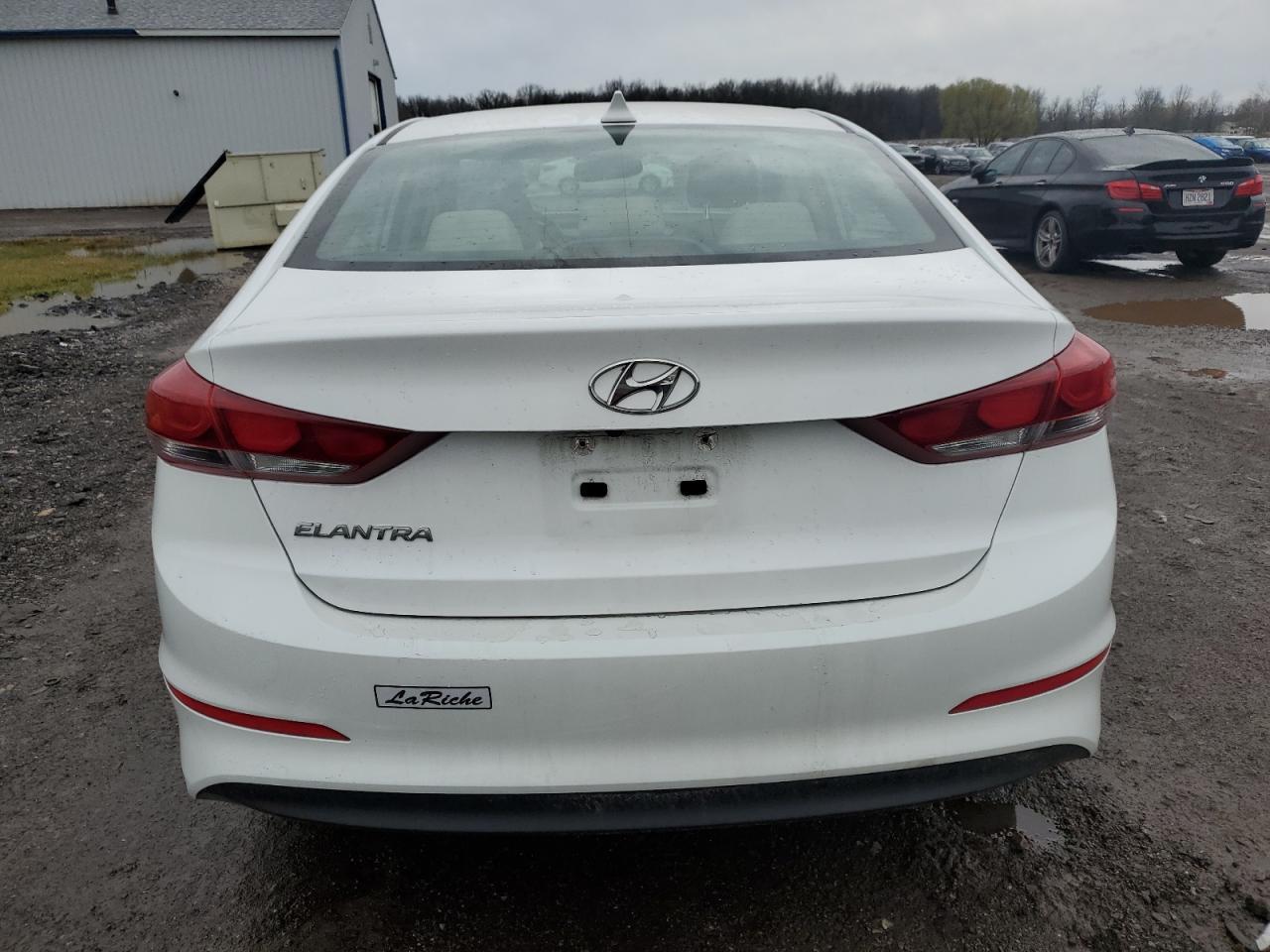 2018 HYUNDAI ELANTRA SE - Image 6