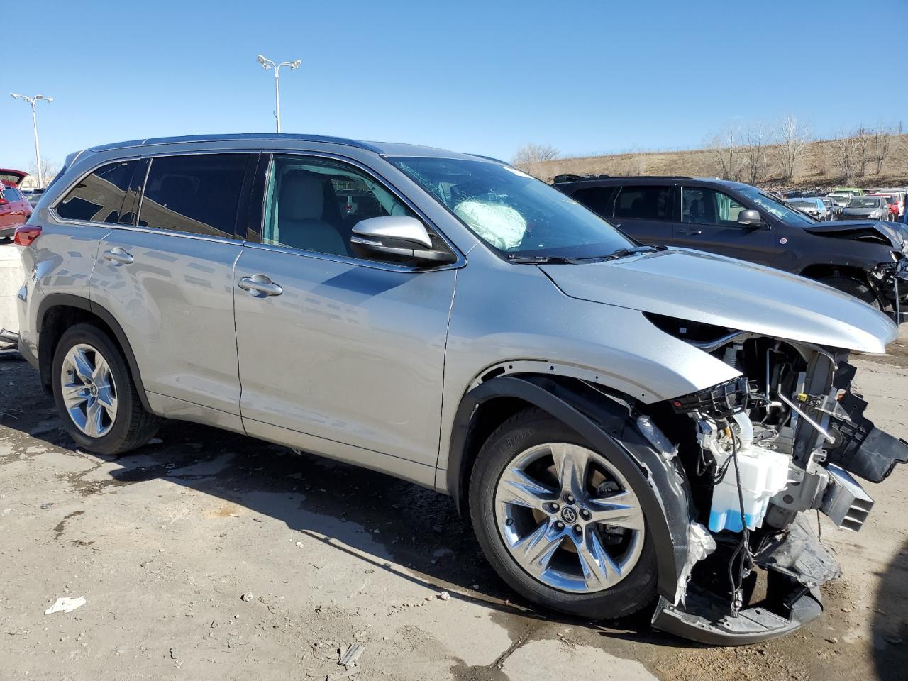 2018 TOYOTA HIGHLANDER - Image 4