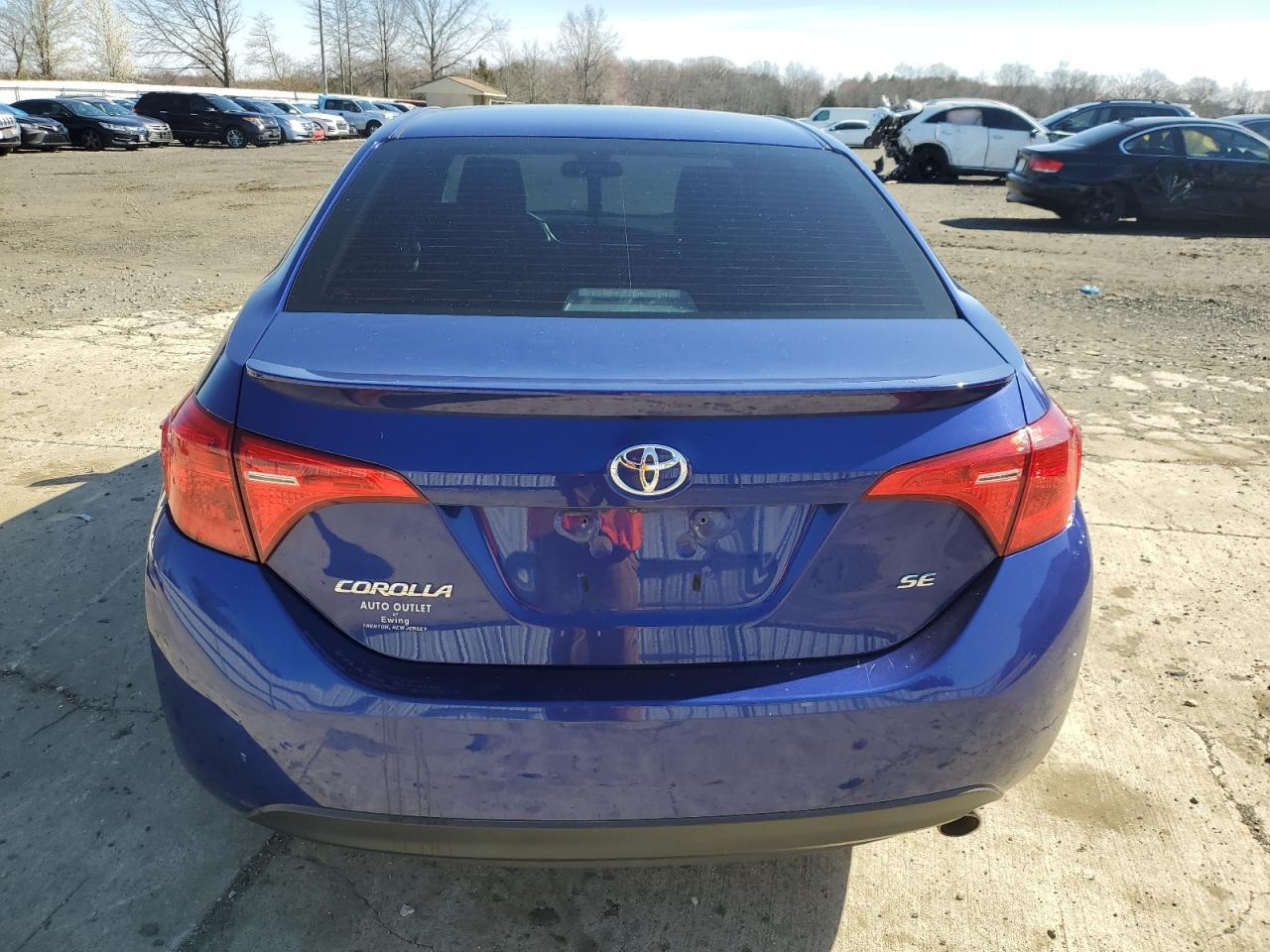 2018 TOYOTA COROLLA L - Image 6