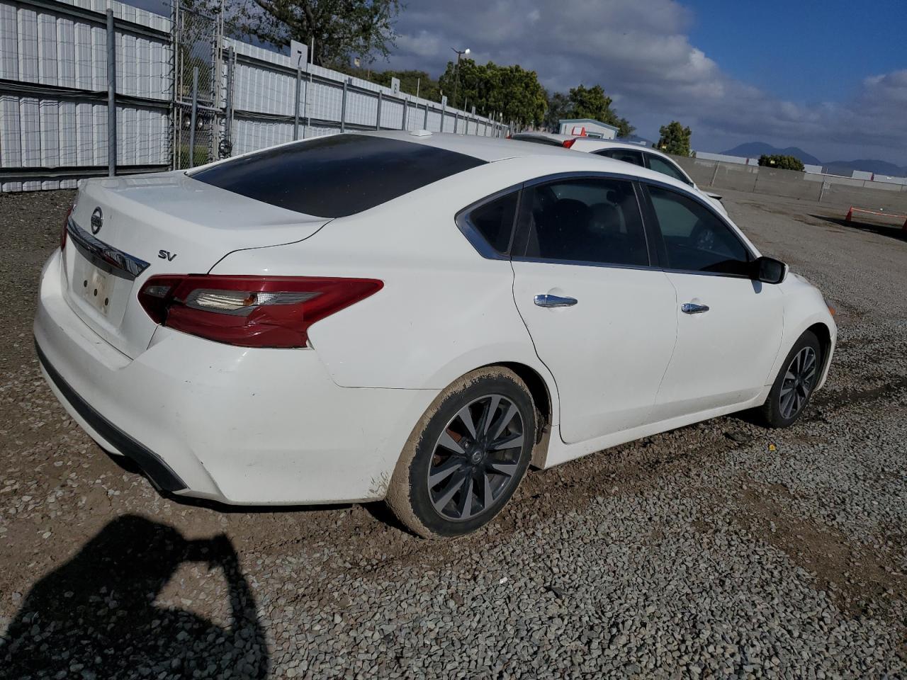 2018 NISSAN ALTIMA 2.5 - Фото 3