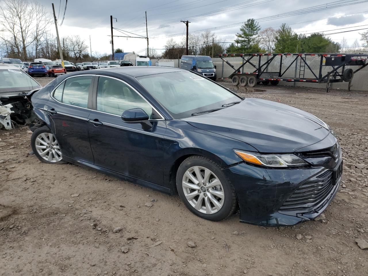 2019 TOYOTA CAMRY L - Image 4