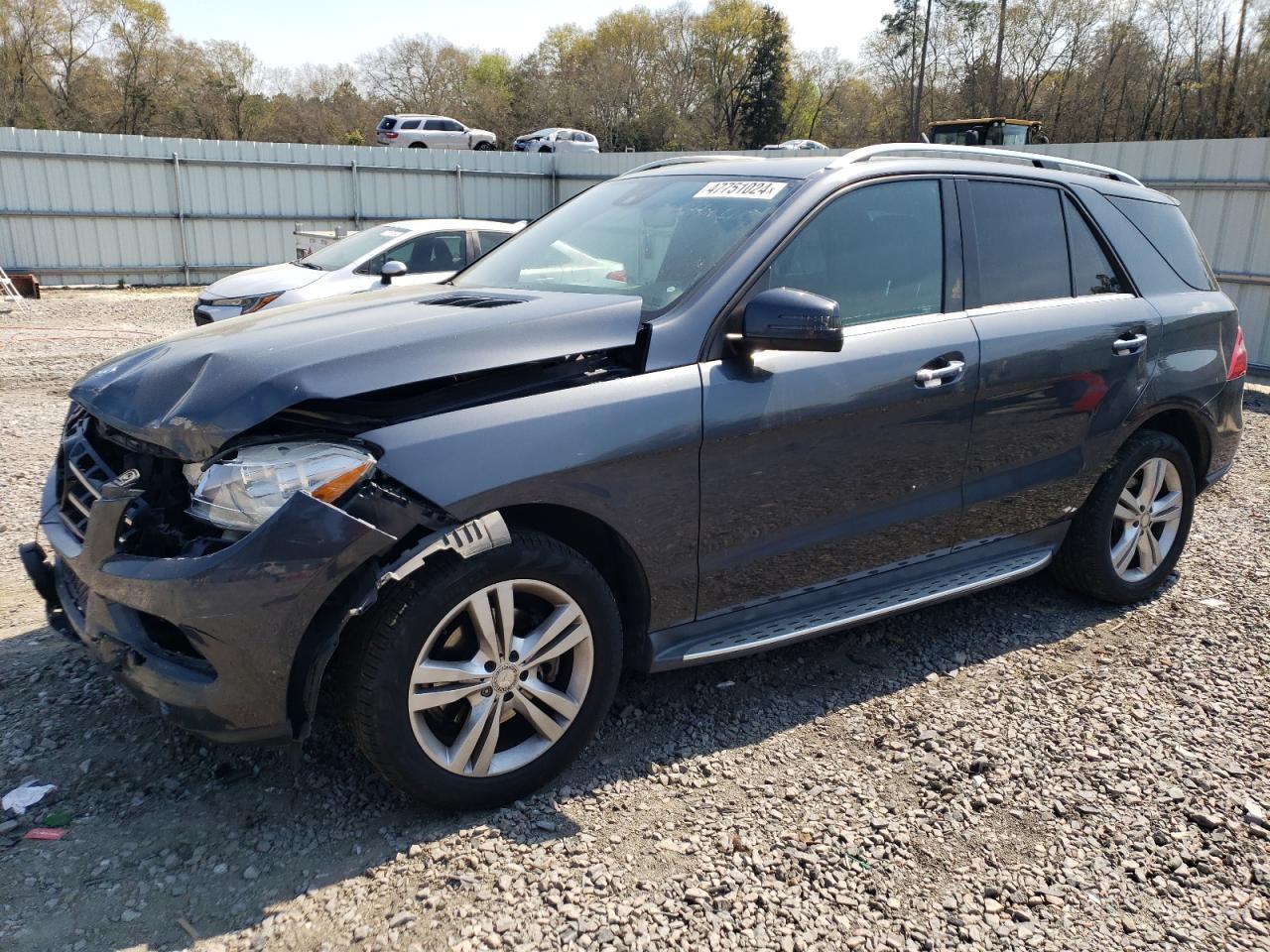 2015 MERCEDES-BENZ ML 350 4MA car image