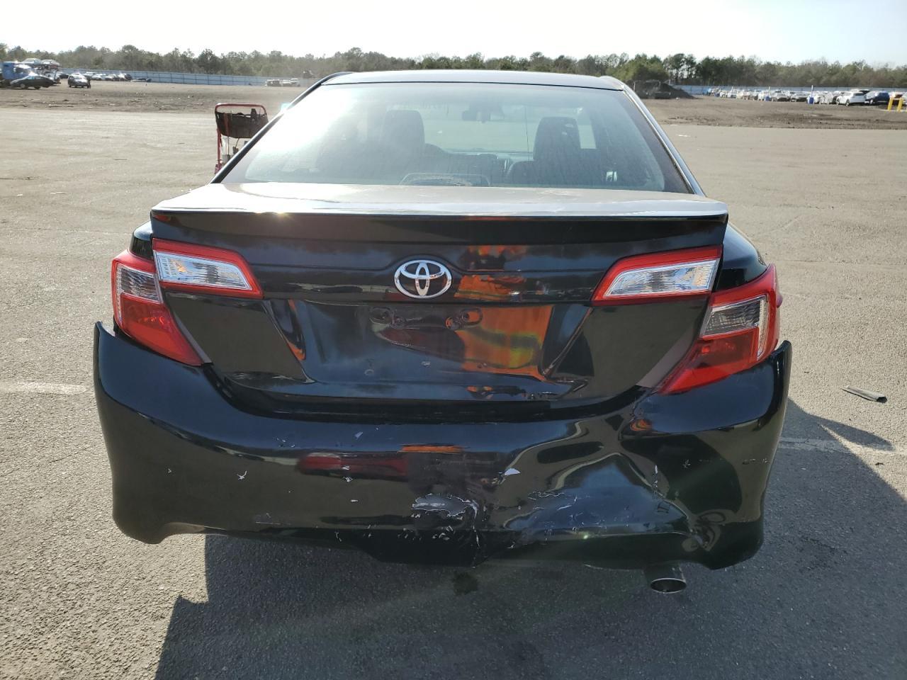 2013 TOYOTA CAMRY L - Image 6