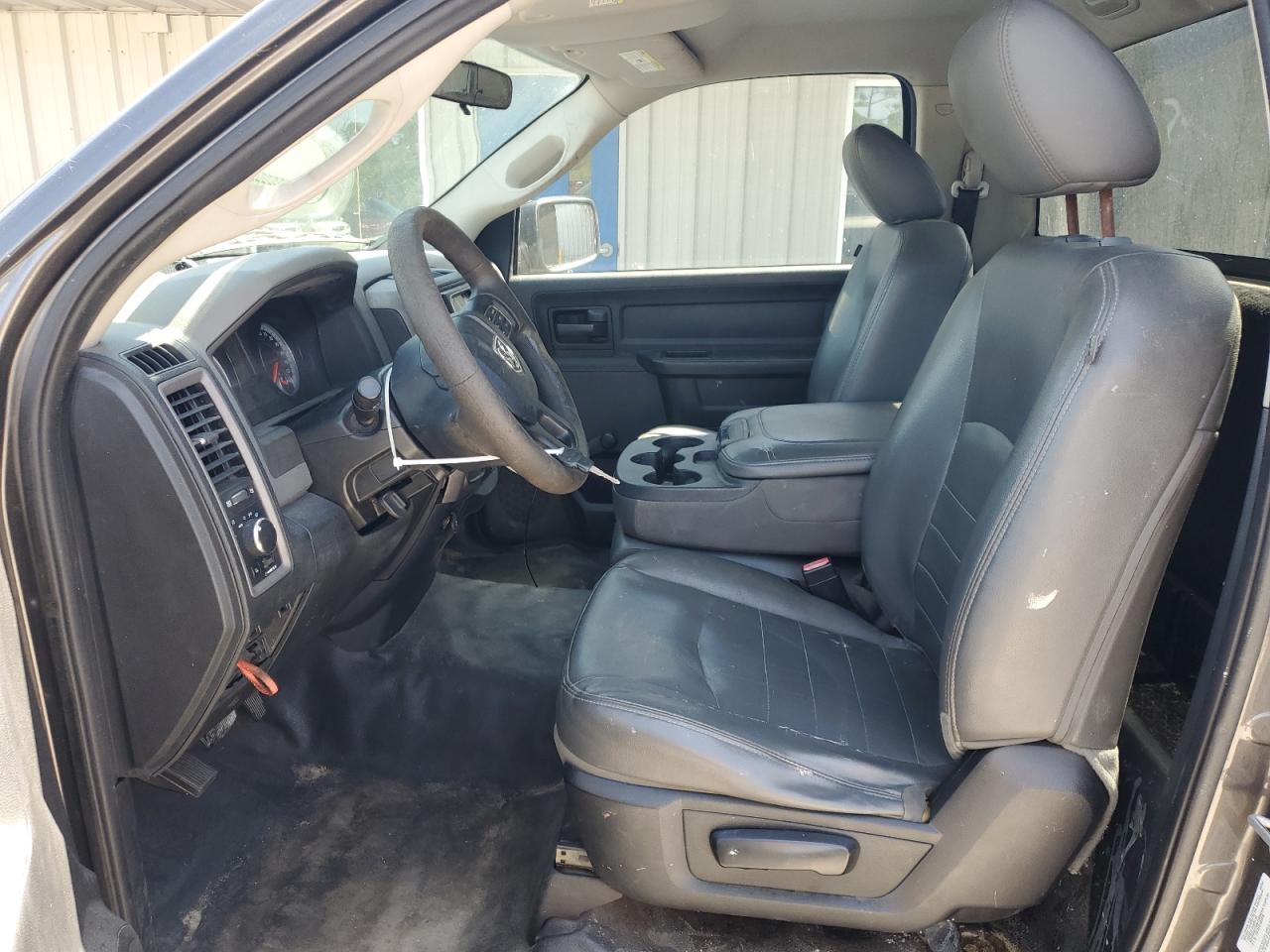 2014 RAM 1500 ST - Фото 7