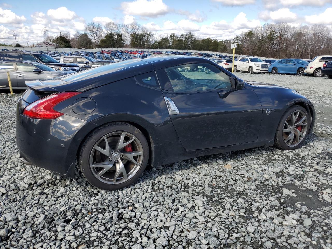 2016 NISSAN 370Z BASE - Фото 3