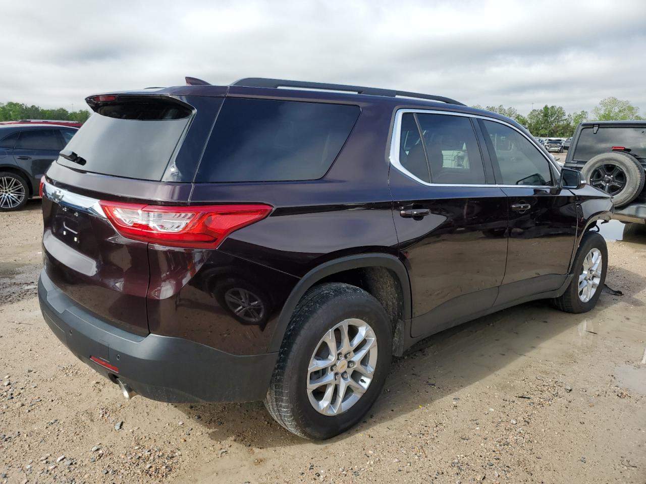 2021 CHEVROLET TRAVERSE L - Image 3