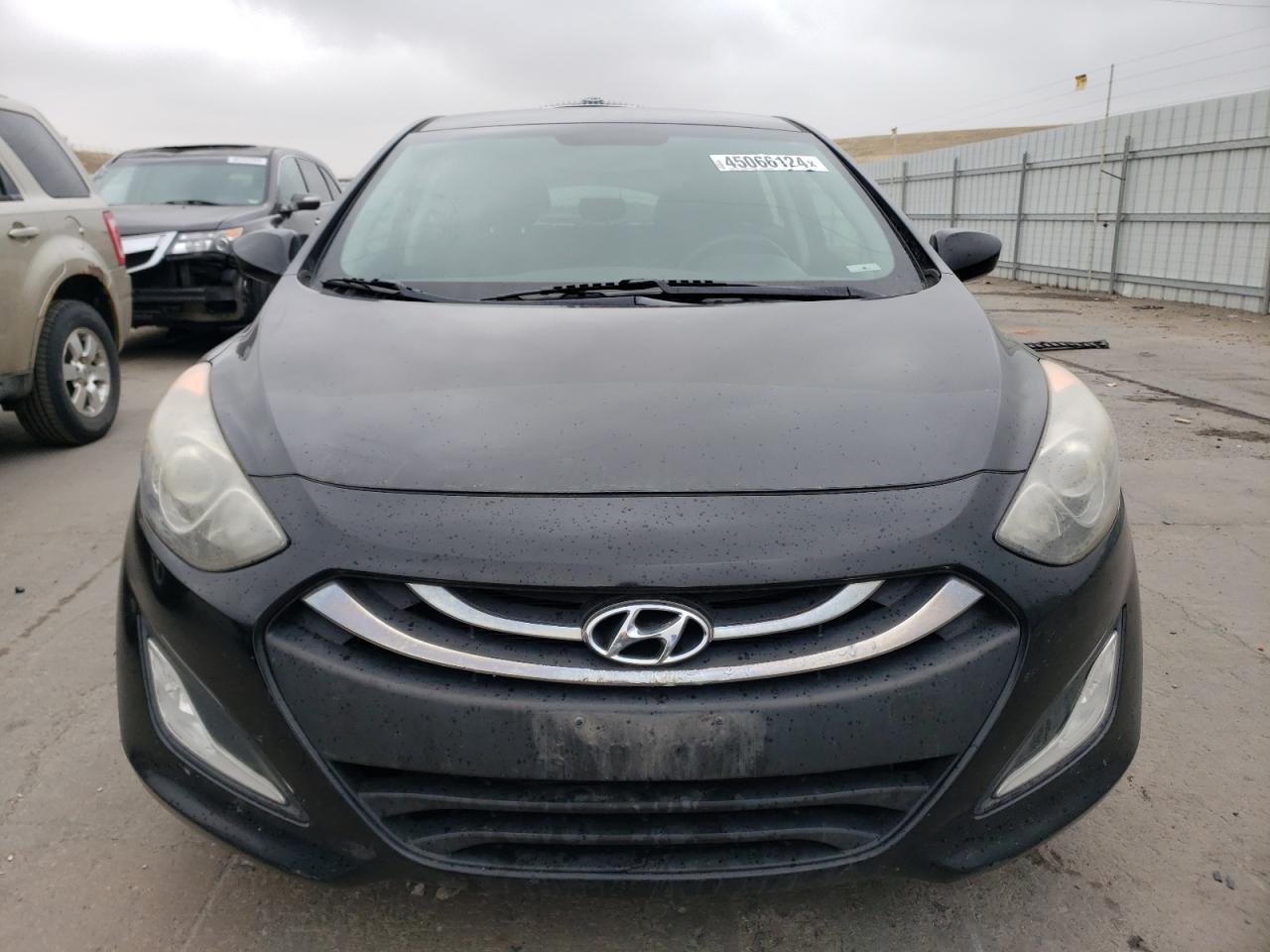 2013 HYUNDAI ELANTRA GT - Image 5