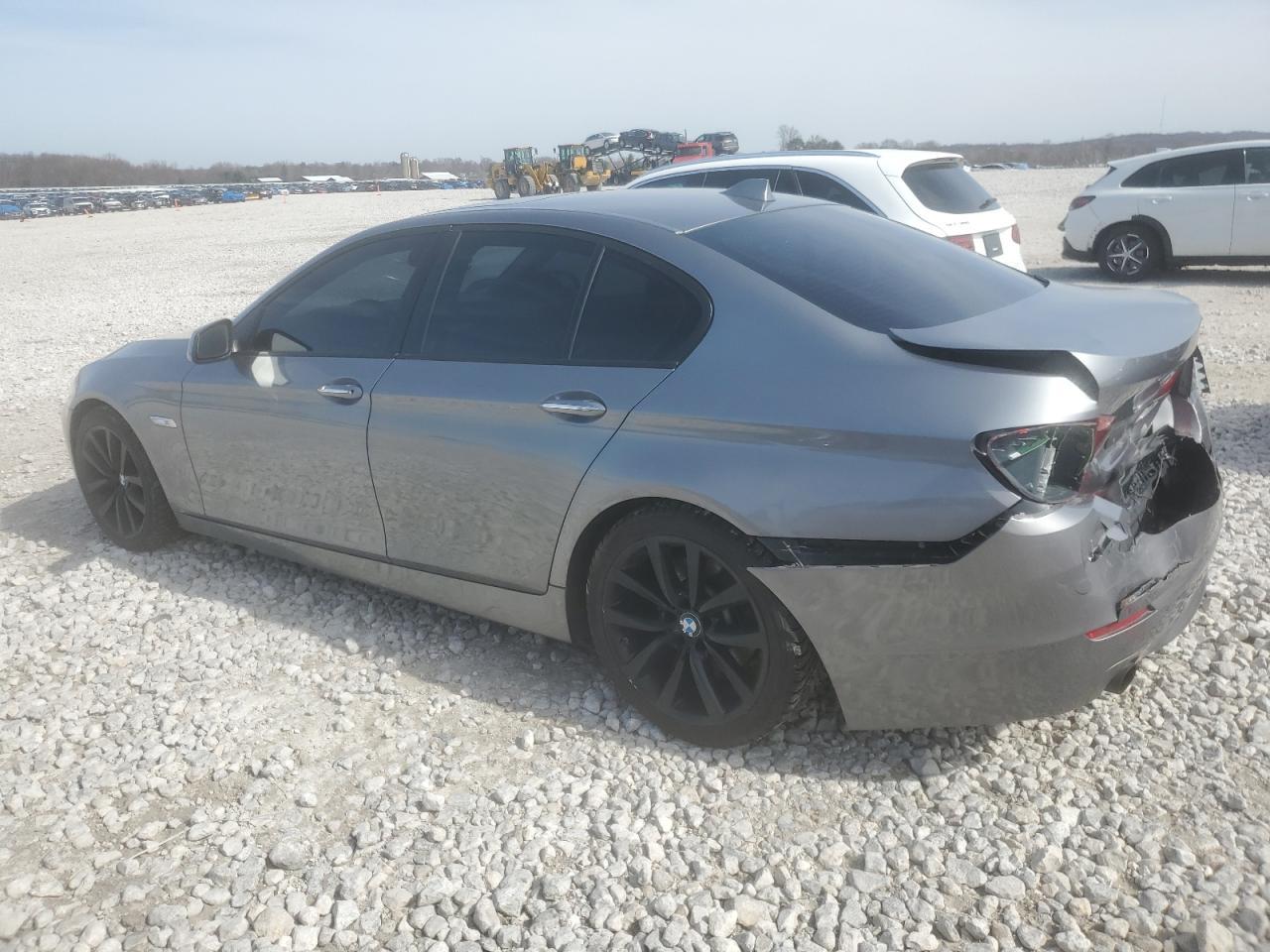 2013 BMW 535 XI - Фото 2