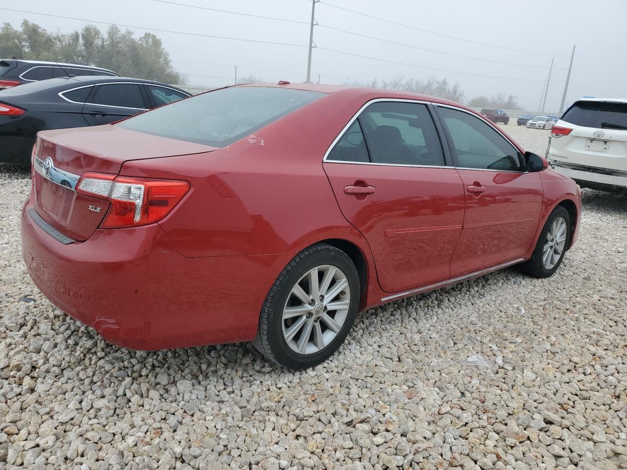 2014 TOYOTA CAMRY L - Image 3
