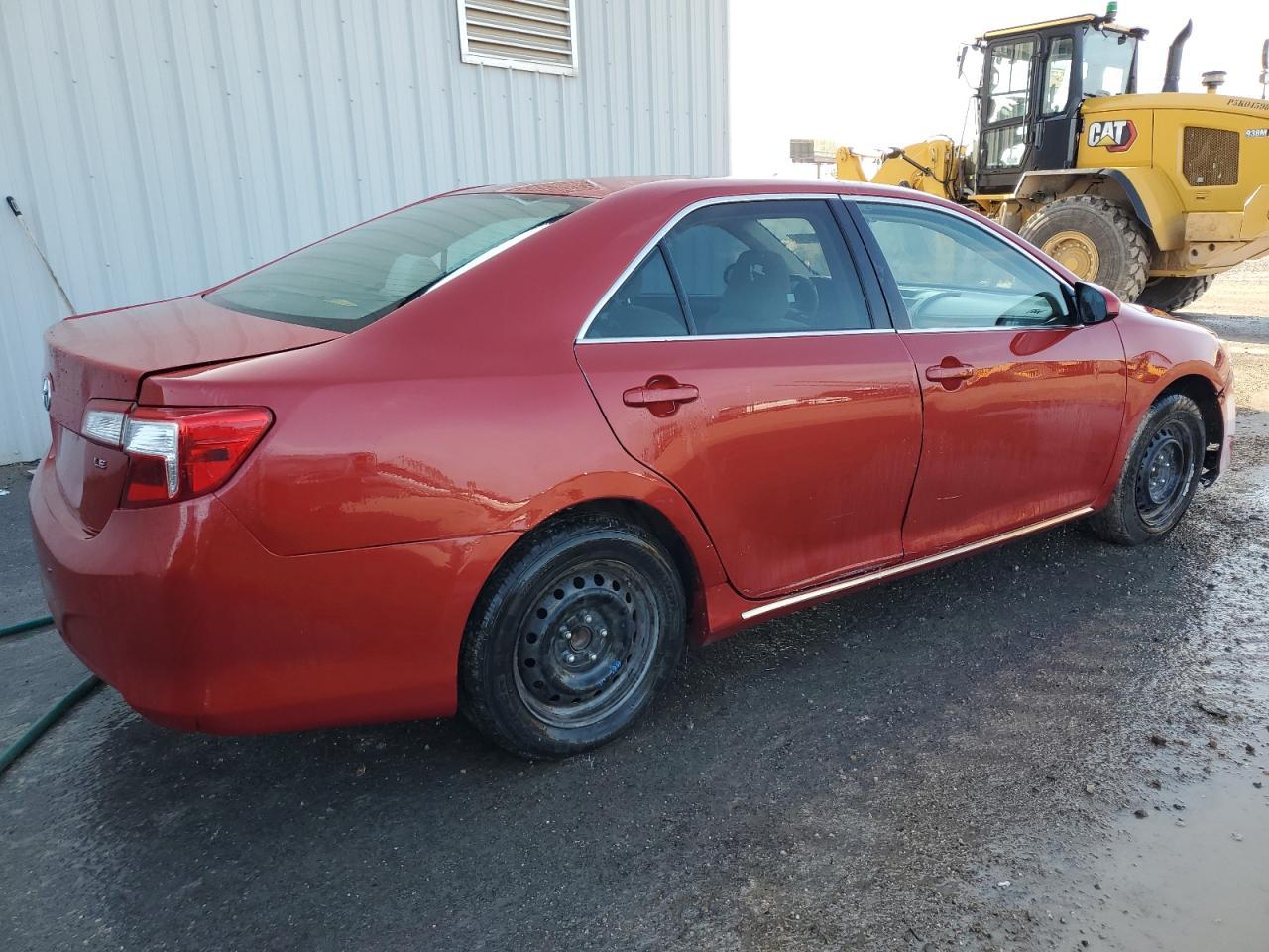 2013 TOYOTA CAMRY L - Image 3