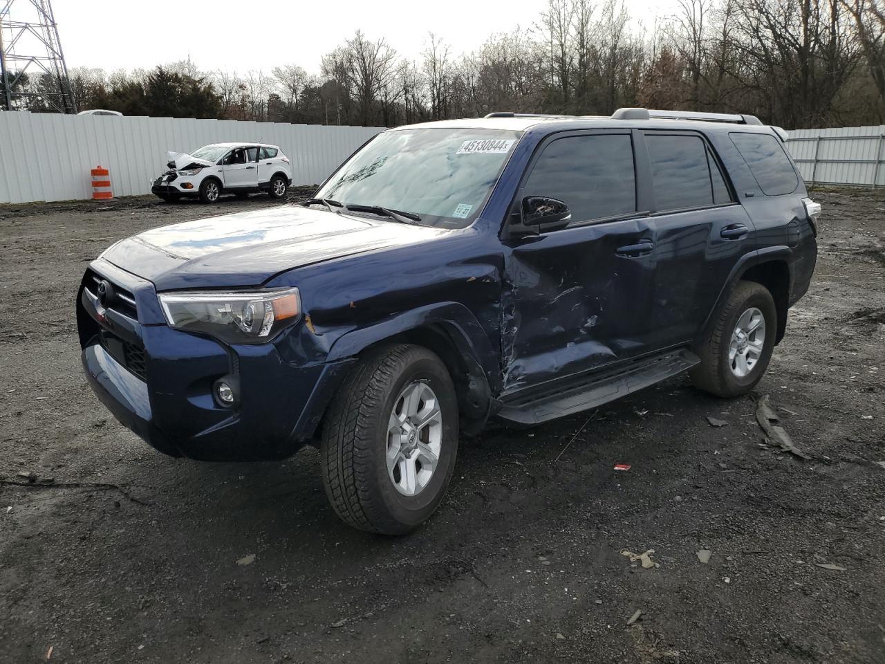 2022 TOYOTA 4RUNNER SR