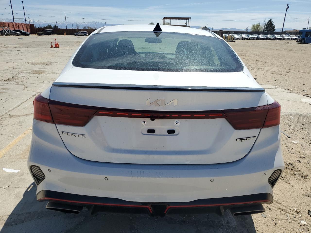 2024 KIA FORTE GT - Image 6