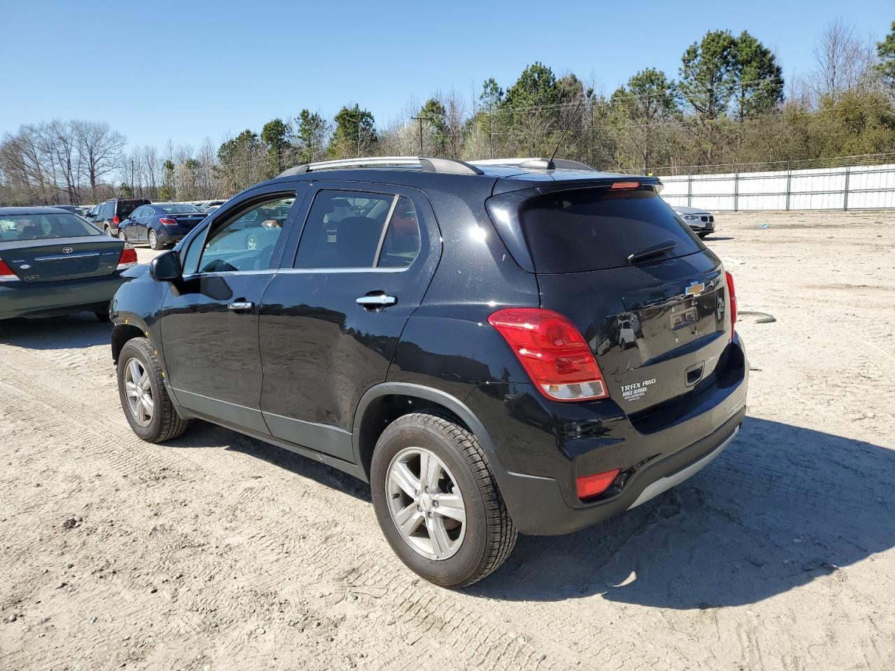 2019 CHEVROLET TRAX 1LT - Фото 2