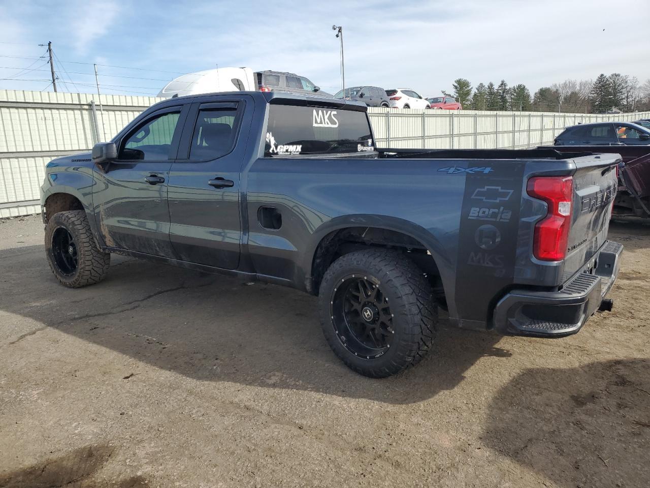 2021 CHEVROLET SILVERADO - Фото 2