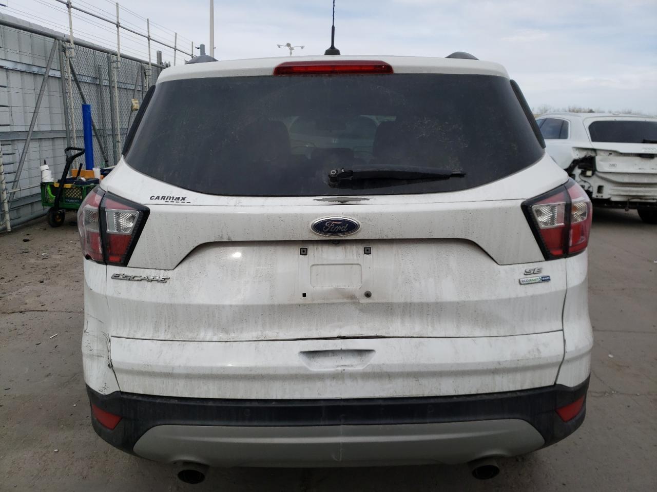 2017 FORD ESCAPE SE - Image 6