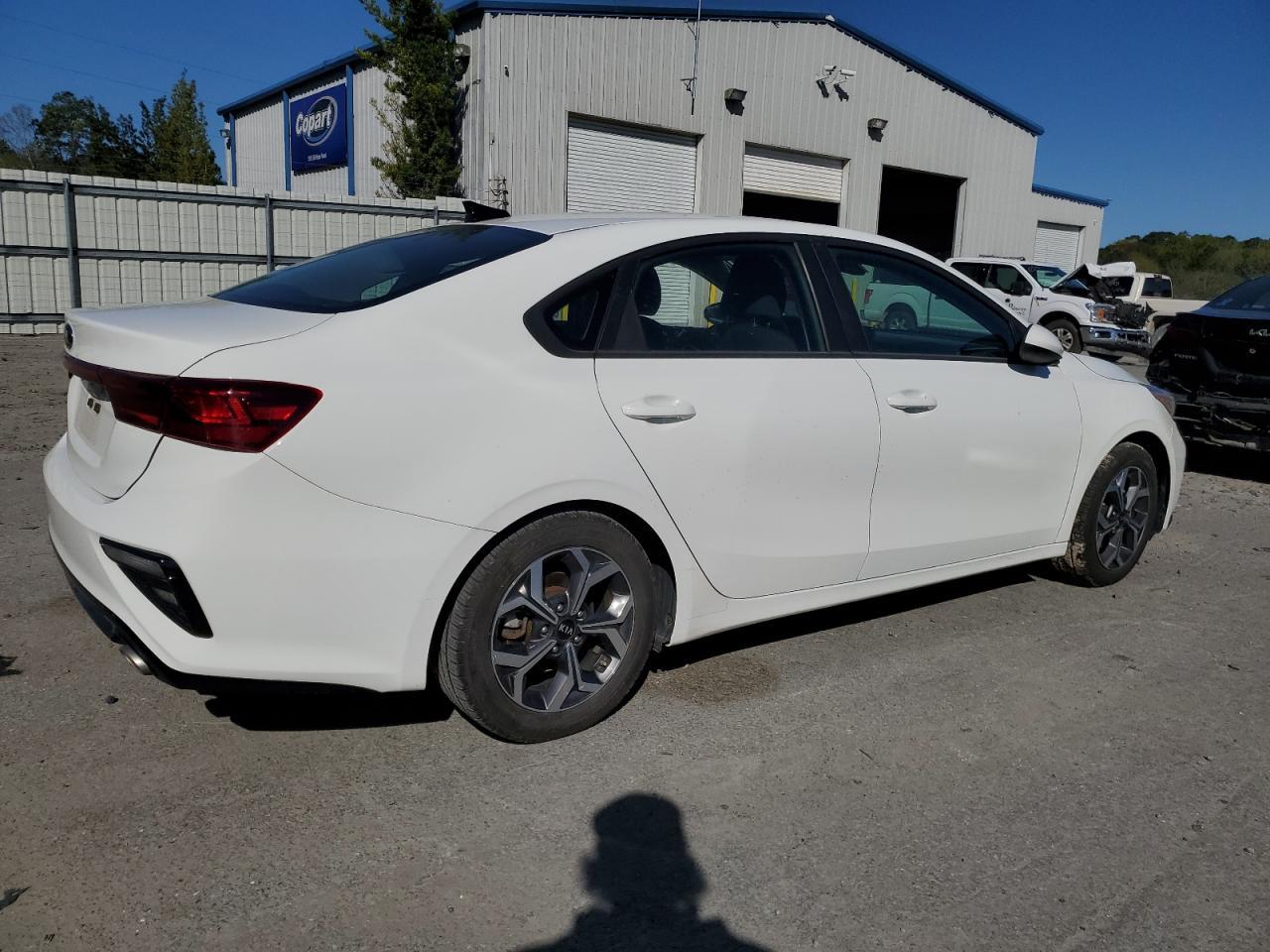2021 KIA FORTE FE - Image 3