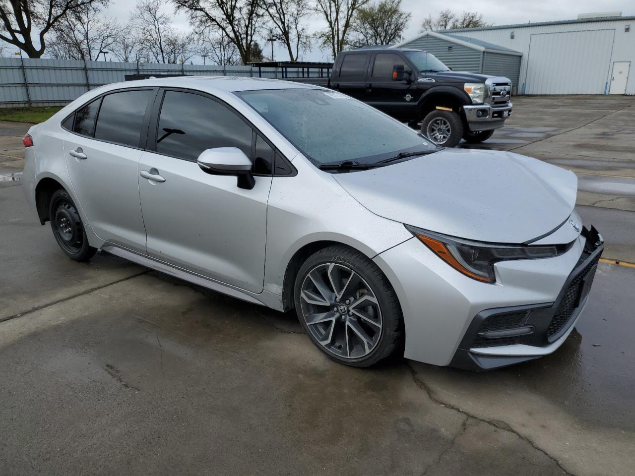 2020 TOYOTA COROLLA SE - Фото 4