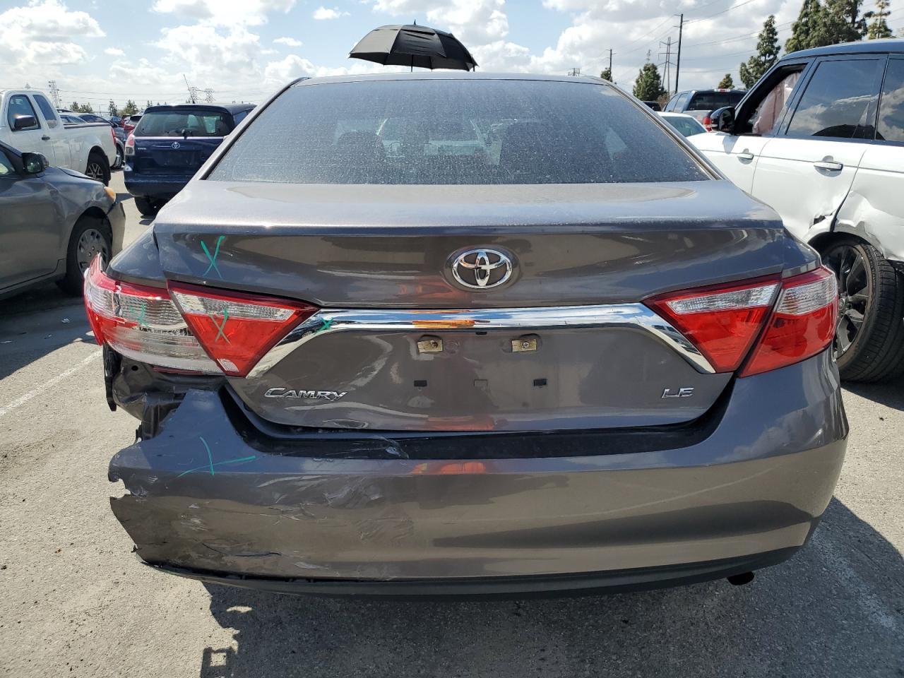 2017 TOYOTA CAMRY LE - Фото 6