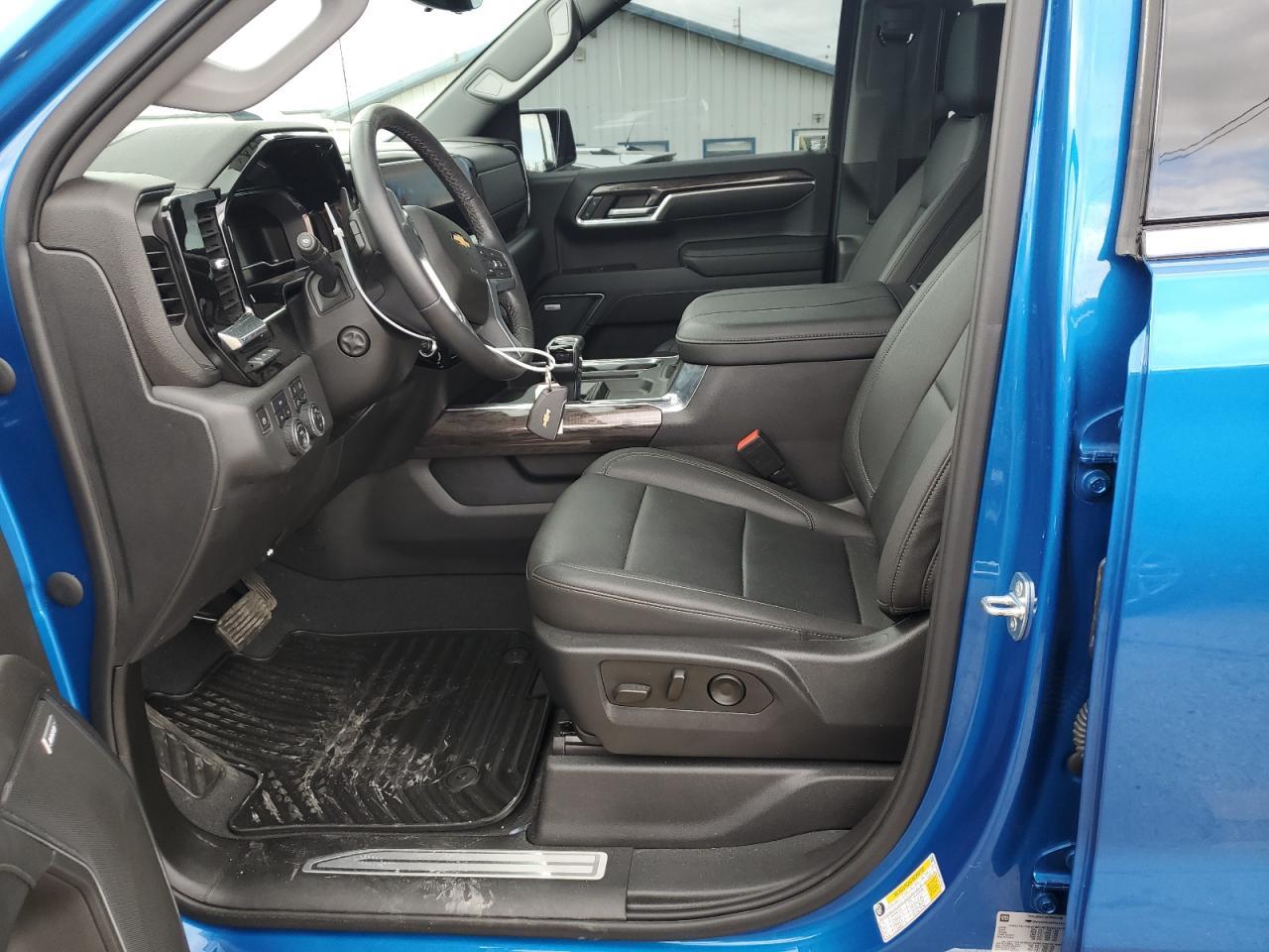 2023 CHEVROLET SILVERADO - Image 7