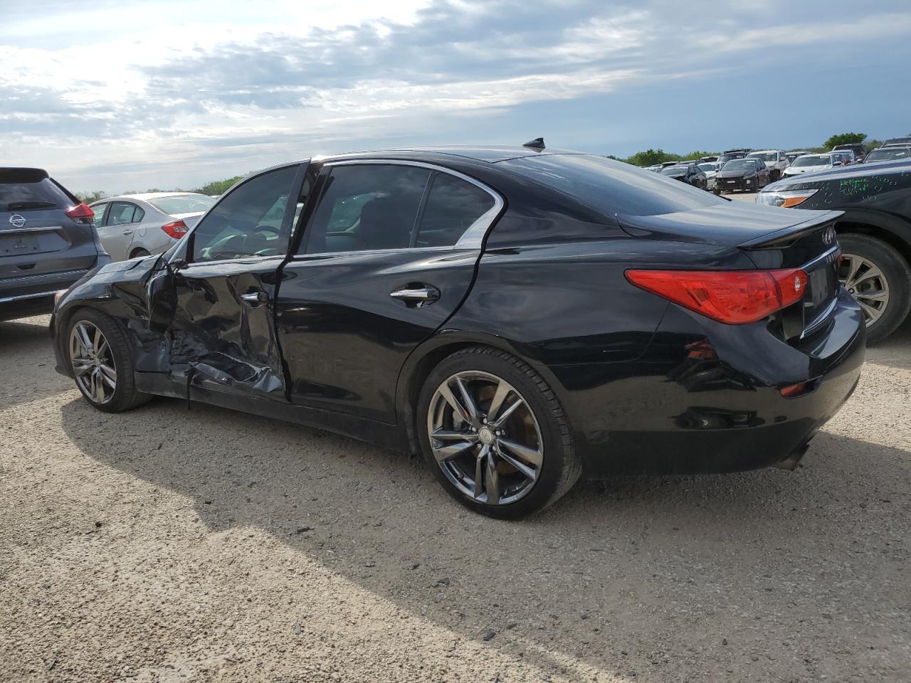 2016 INFINITI Q50 PREMIU - Фото 2