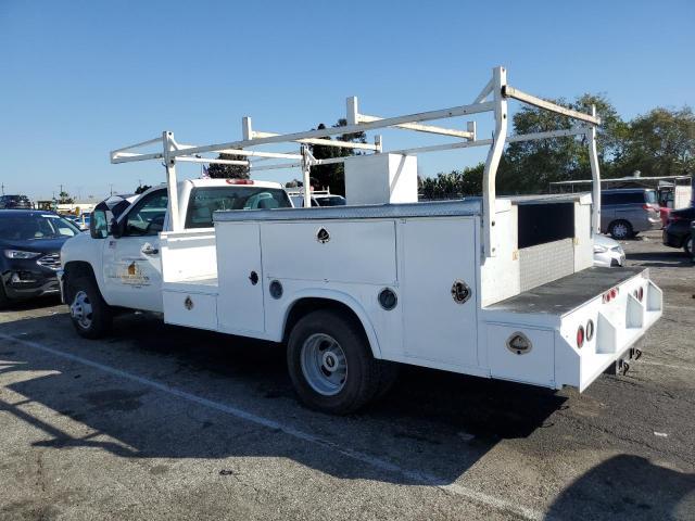 2013 Chevrolet Silverado C3500 - Image 2