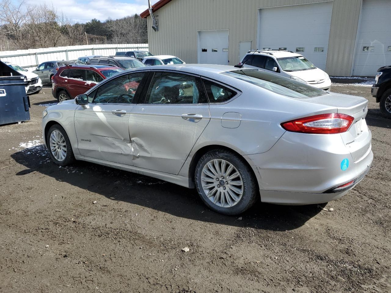2014 FORD FUSION SE - Image 2