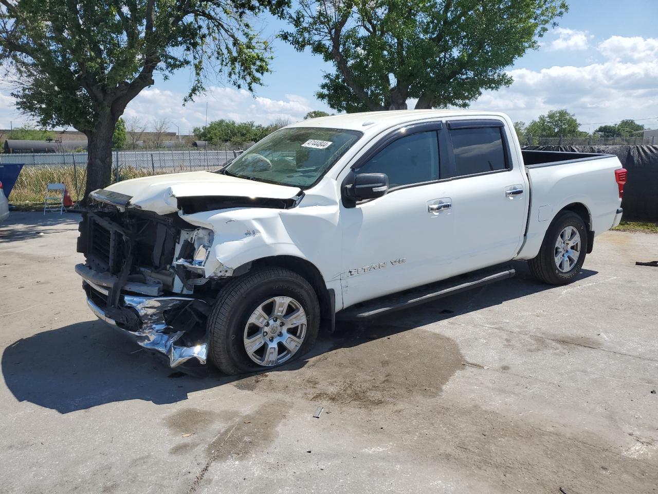 2018 NISSAN TITAN SV