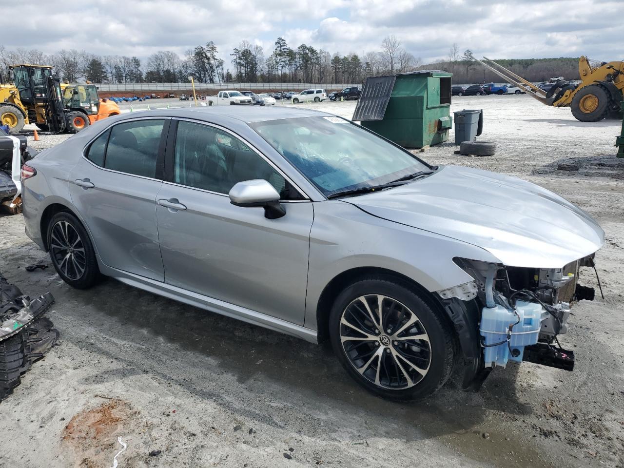 2020 TOYOTA CAMRY SE - Image 4
