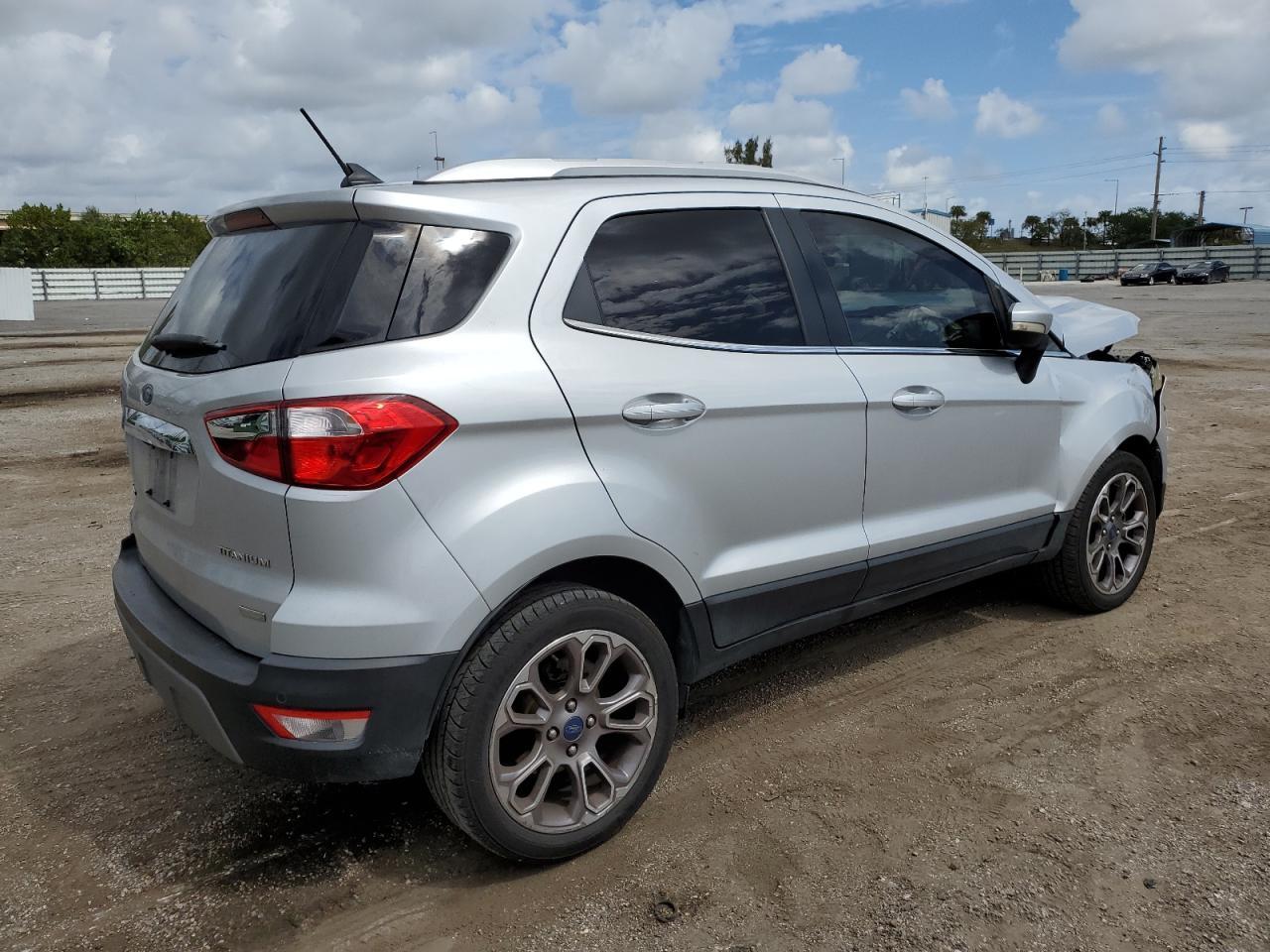 2018 FORD ECOSPORT T - Фото 3