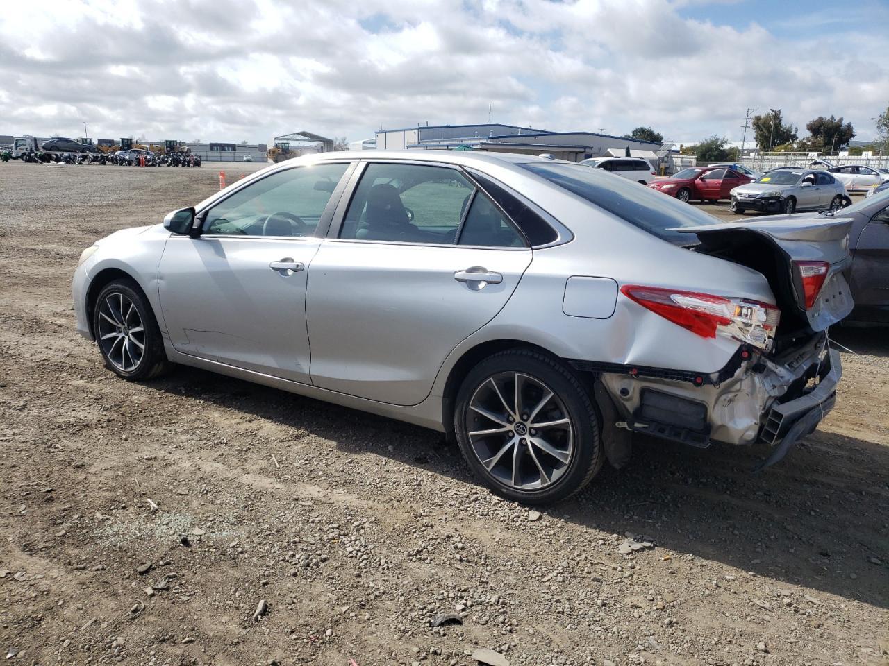 2017 TOYOTA CAMRY LE - Image 2
