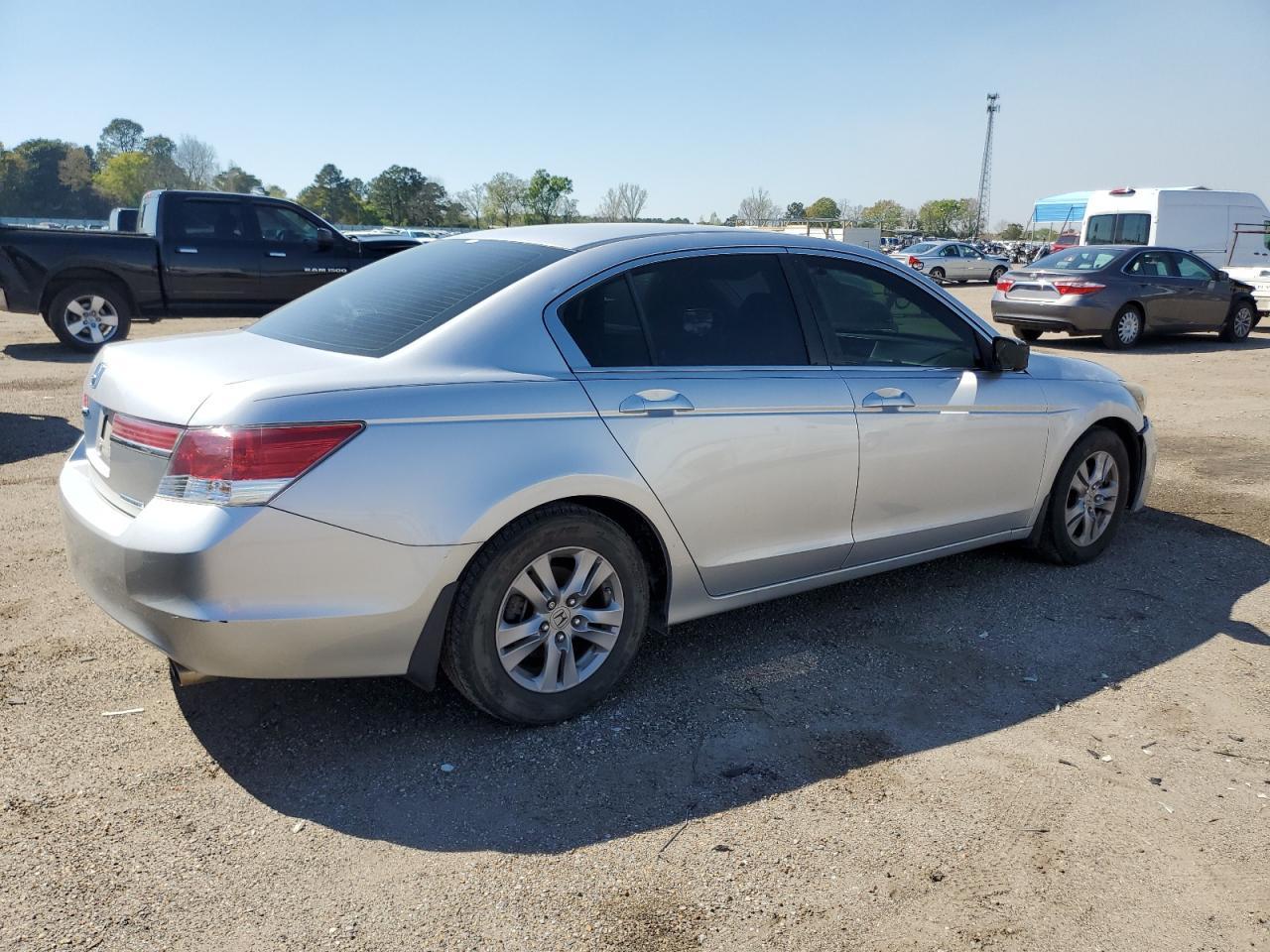 2012 HONDA ACCORD SE - Image 3