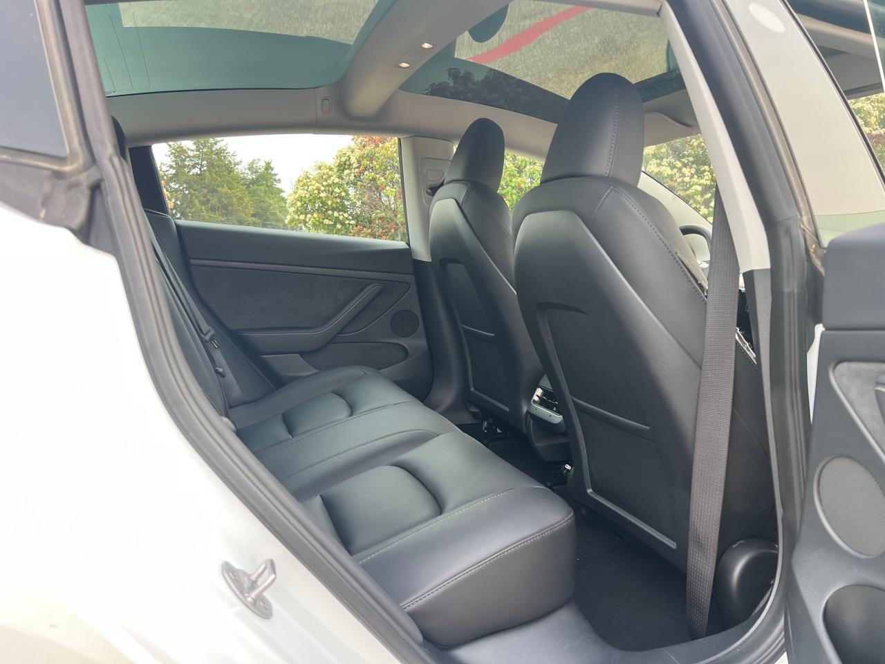 2023 TESLA MODEL 3 - Image 6