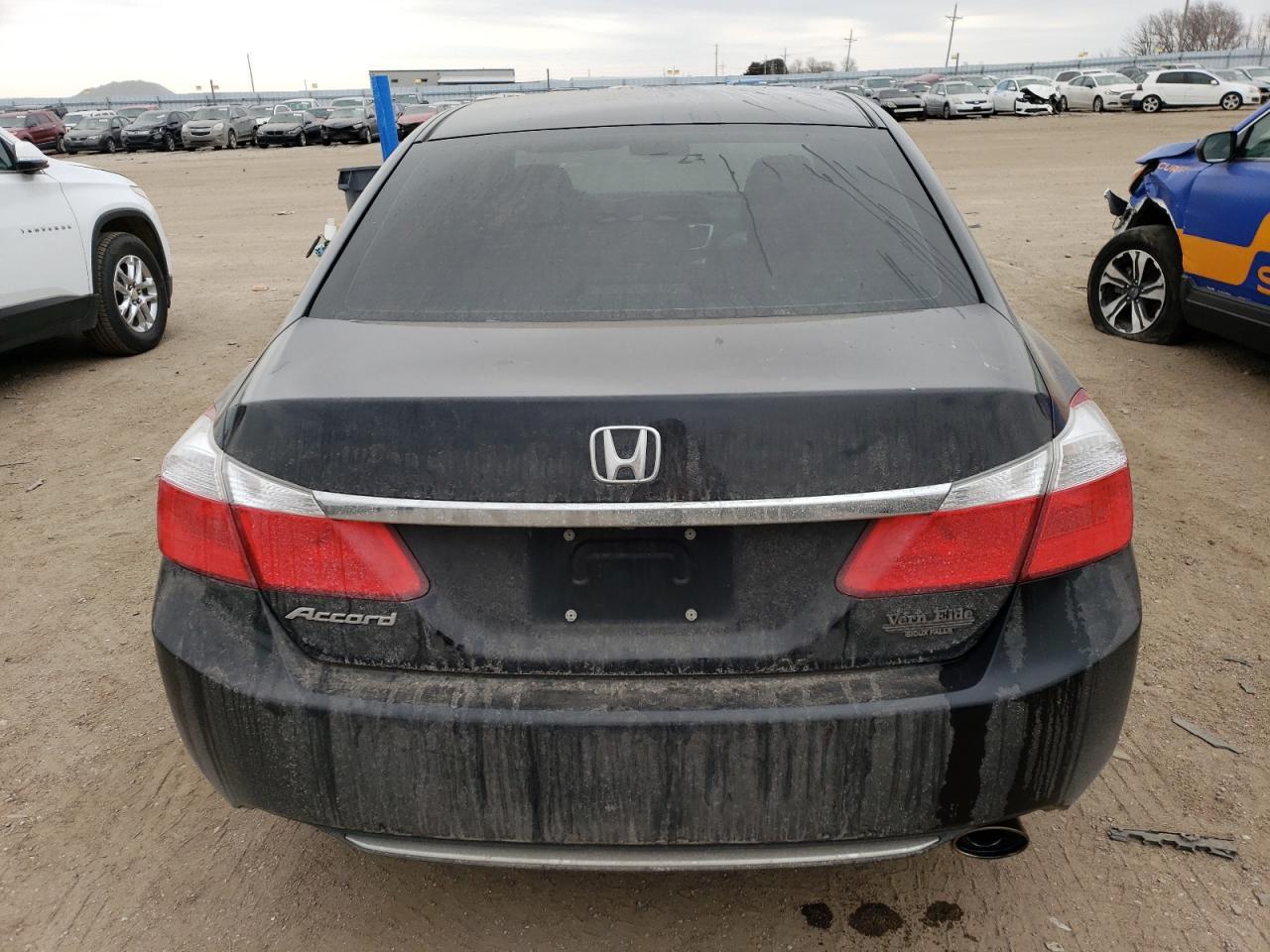 2014 HONDA ACCORD LX - Image 6